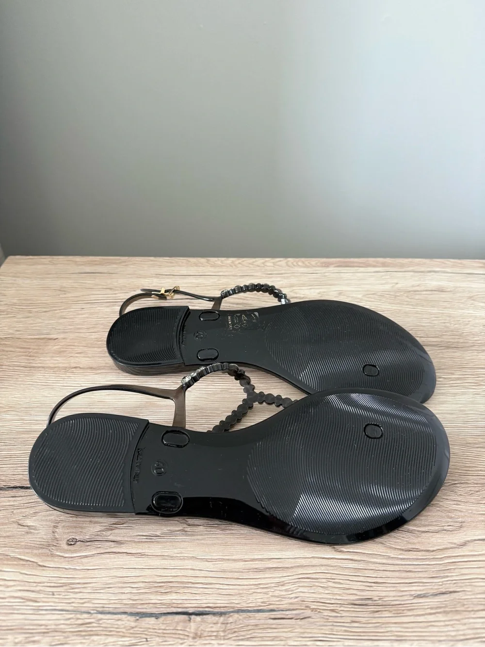 Women Black Jelly Sandals with Swarovski Crystal Size 40 MENGHI